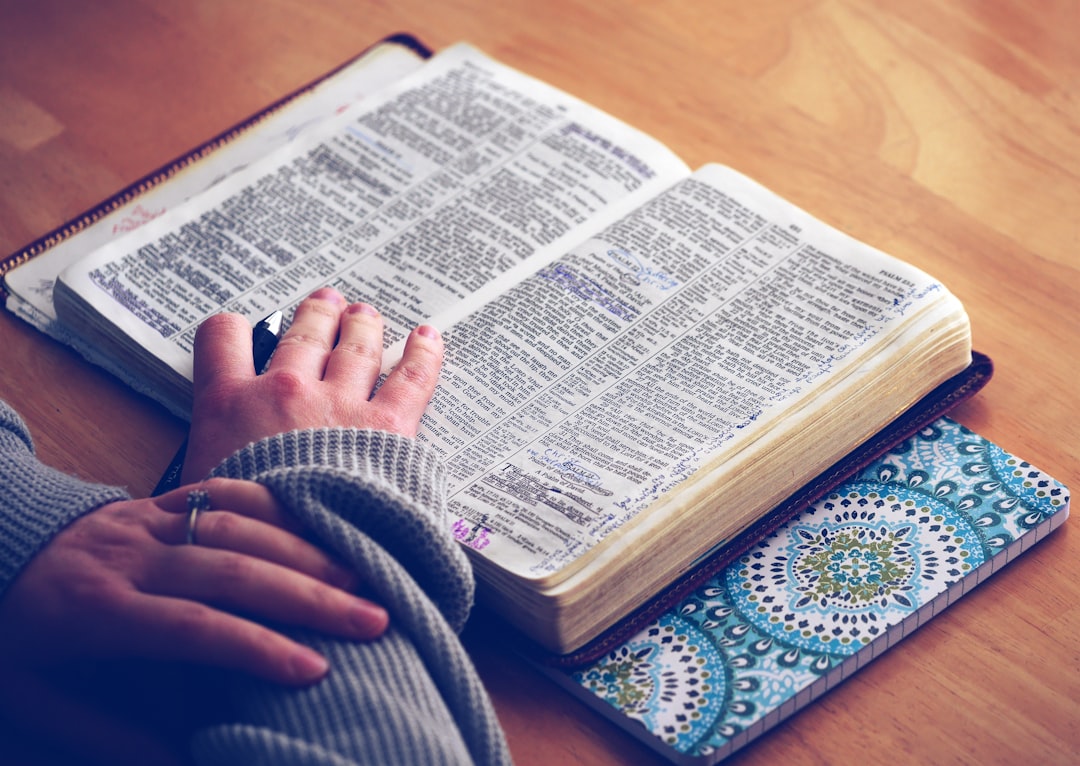 Photo Study Bible